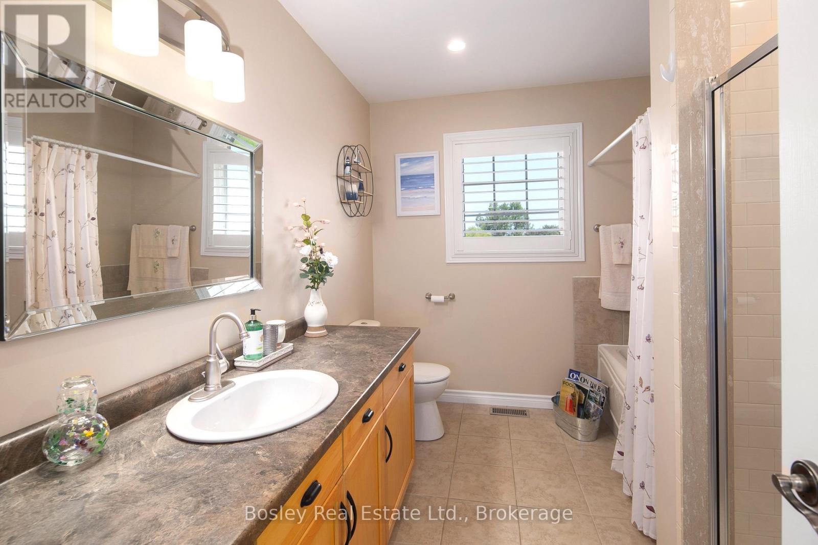 1 - 24 Albery Court, Meaford, Ontario  N4L 1J8 - Photo 14 - X12392256