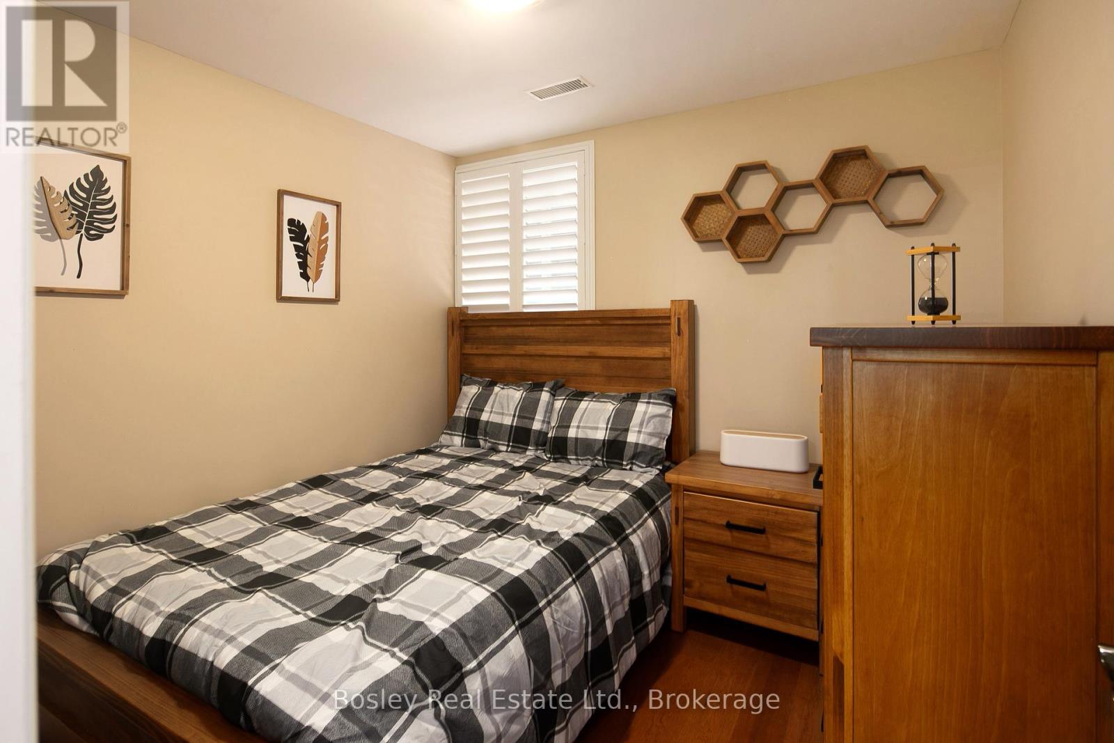 1 - 24 Albery Court, Meaford, Ontario  N4L 1J8 - Photo 16 - X12392256