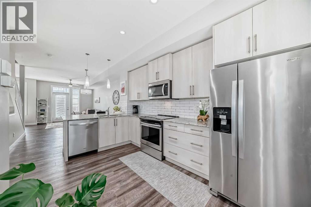 63 Legacy Path Se, Calgary, Alberta  T2X 4H9 - Photo 9 - A2255203