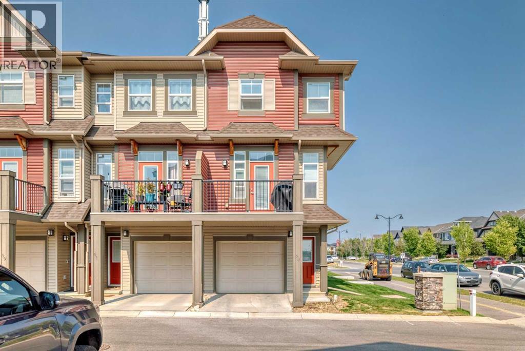 63 Legacy Path Se, Calgary, Alberta  T2X 4H9 - Photo 3 - A2255203