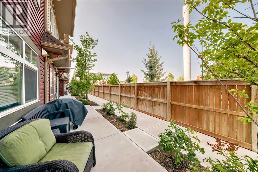 63 Legacy Path Se, Calgary, Alberta  T2X 4H9 - Photo 38 - A2255203