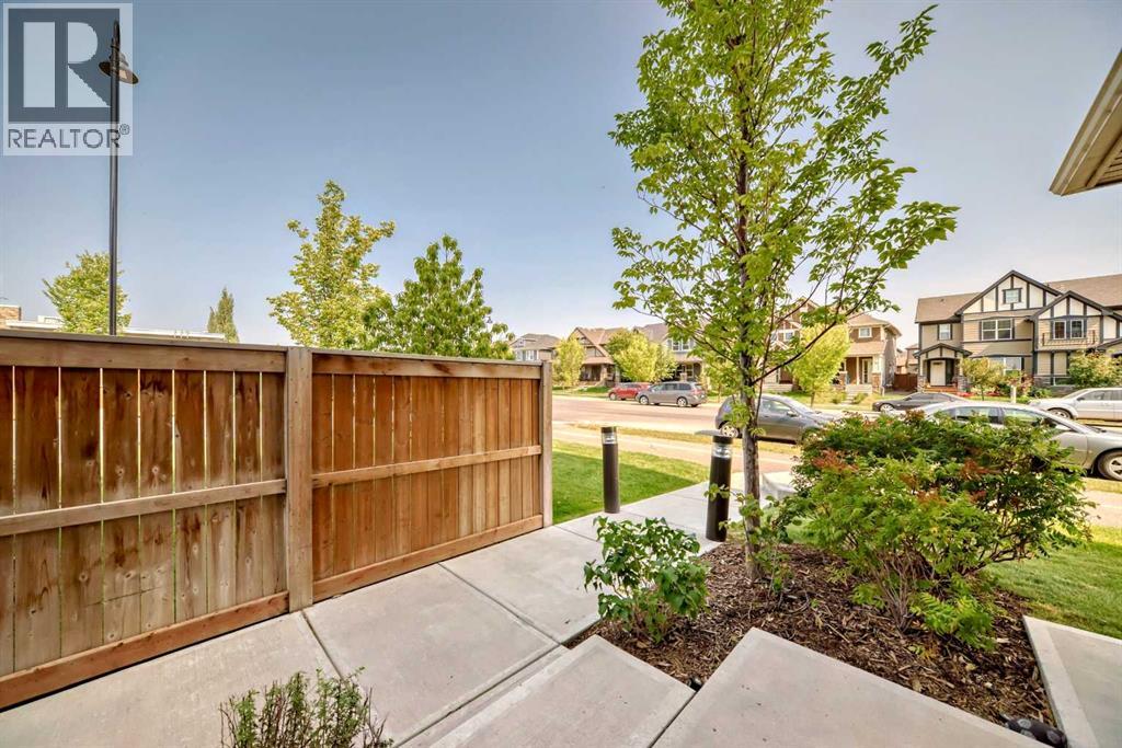 63 Legacy Path Se, Calgary, Alberta  T2X 4H9 - Photo 36 - A2255203