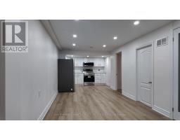 LOWER - 43 ROYAL PALM DRIVE, Brampton, Ontario