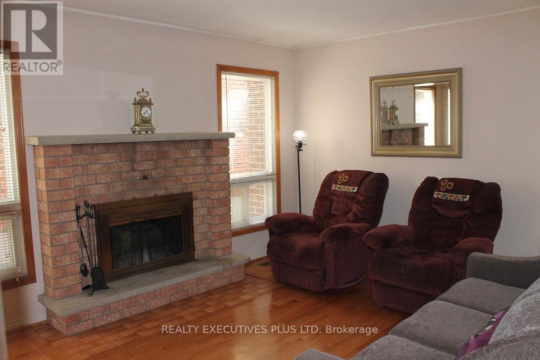Property at 1122 HIGHGATE PLACE image 4