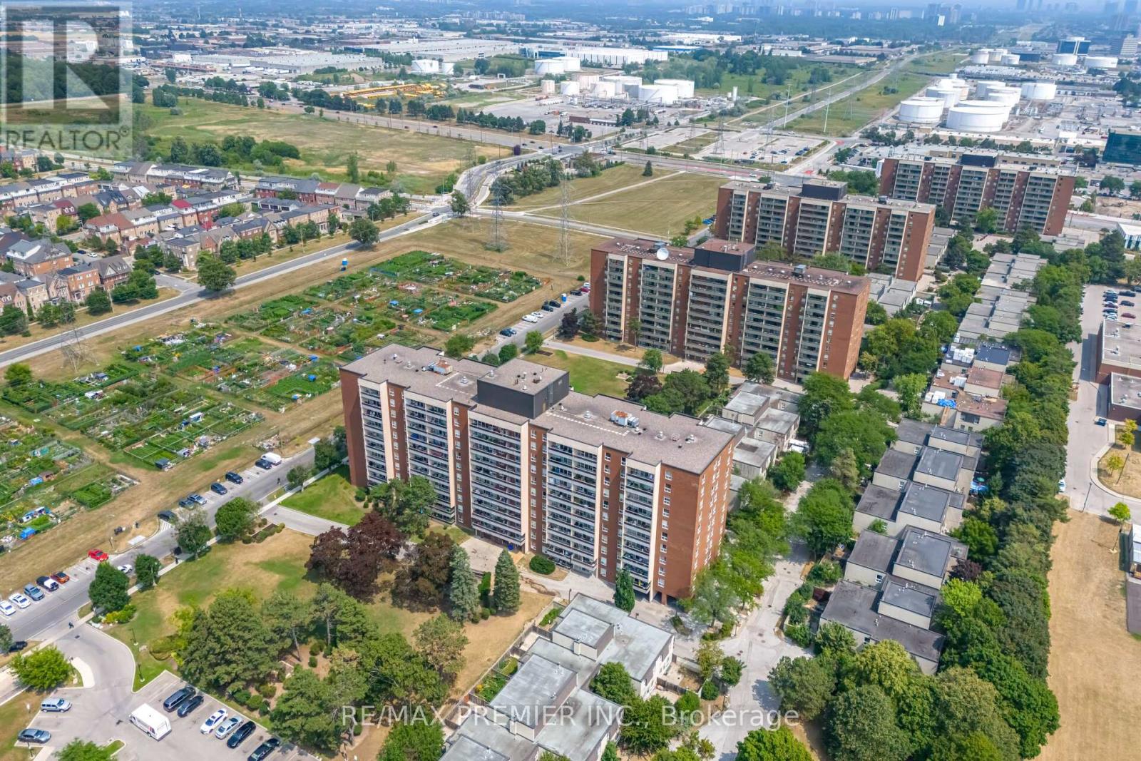 811 - 25 Four Winds Drive, Toronto (York University Heights), Ontario  M3J 1K8 - Photo 40 - W12392134