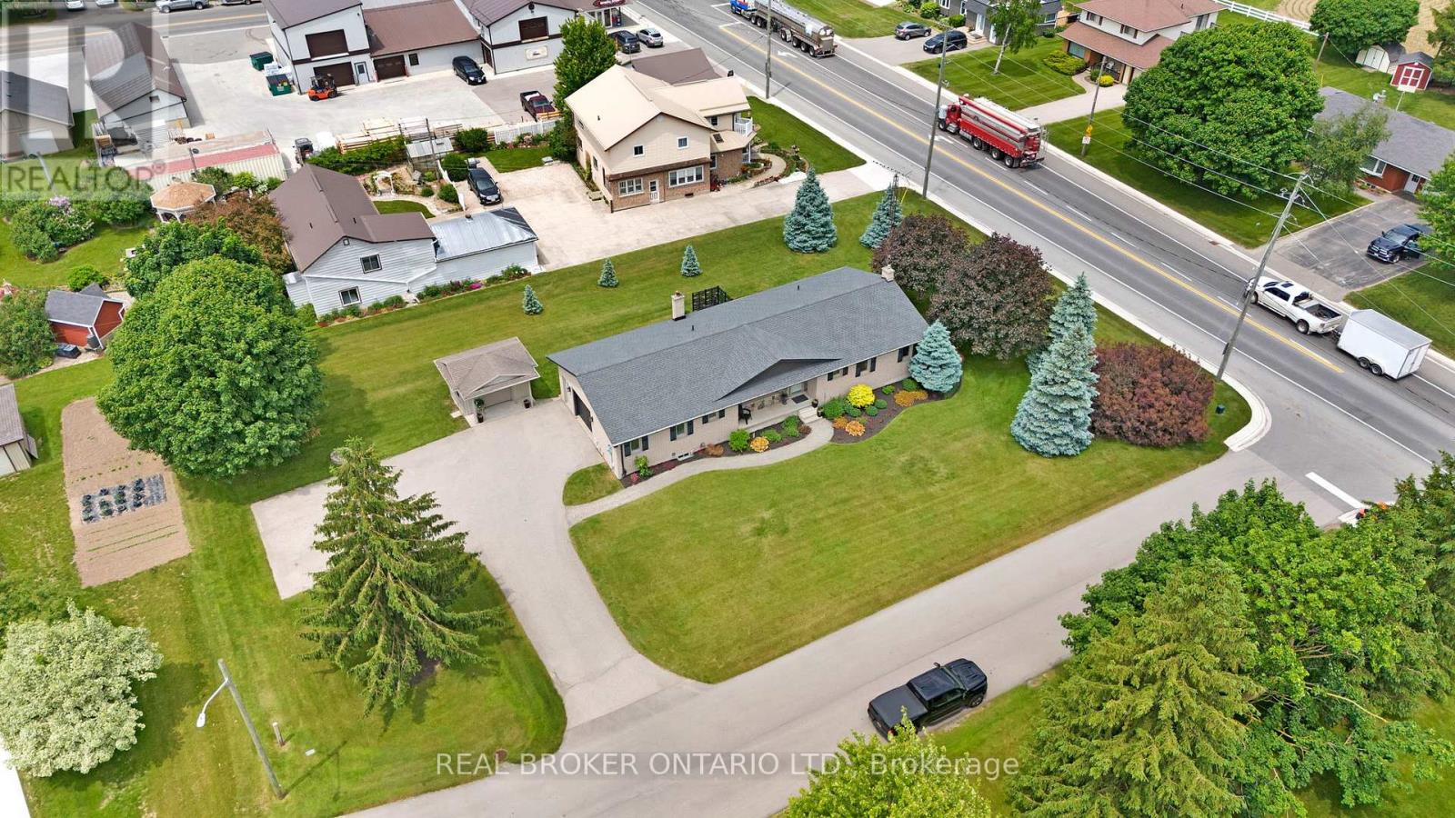 1 Shantz Place, Wellesley, Ontario  N0B 2S0 - Photo 31 - X12392104