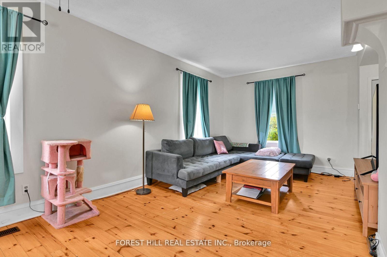 3574 Avonmore Road, North Stormont, Ontario  K0C 1C0 - Photo 15 - X12392140