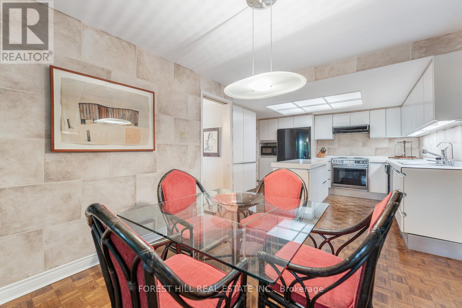 815 - 3900 Yonge Street, Toronto, Ontario  M4N 3N6 - Photo 19 - C12392159