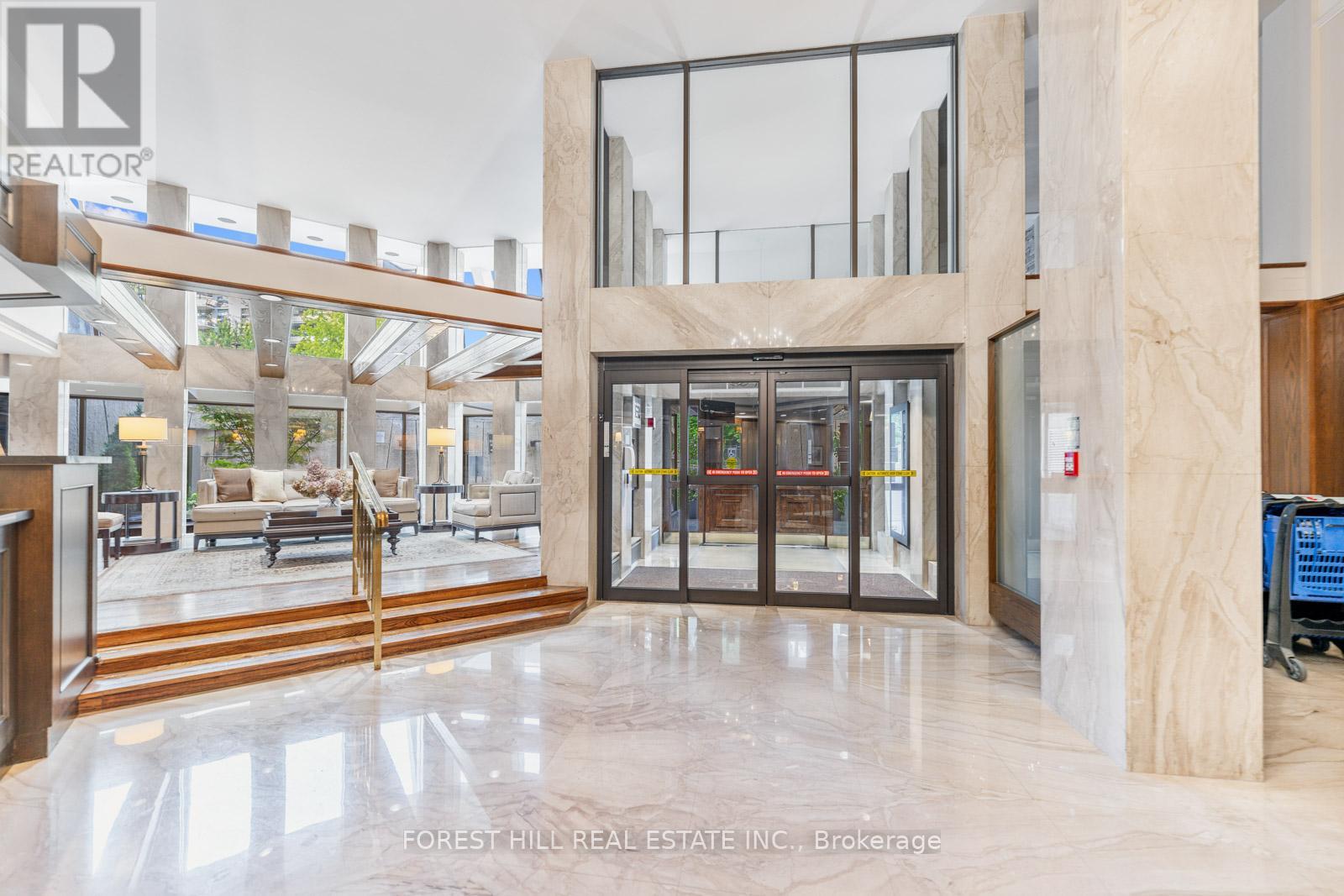 815 - 3900 Yonge Street, Toronto, Ontario  M4N 3N6 - Photo 42 - C12392159