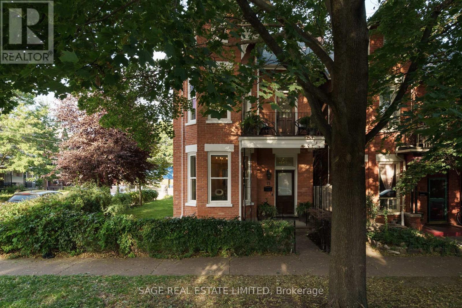 Property at 73 LAKEVIEW AVENUE image 2