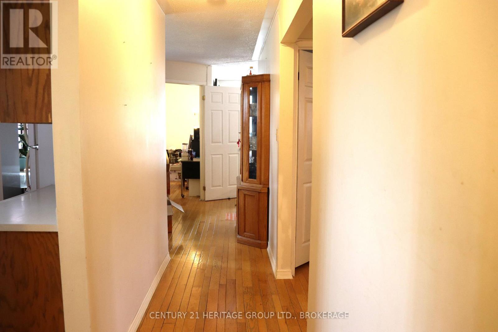 400 King Street W, Gananoque, Ontario  K7G 2G9 - Photo 14 - X12392309