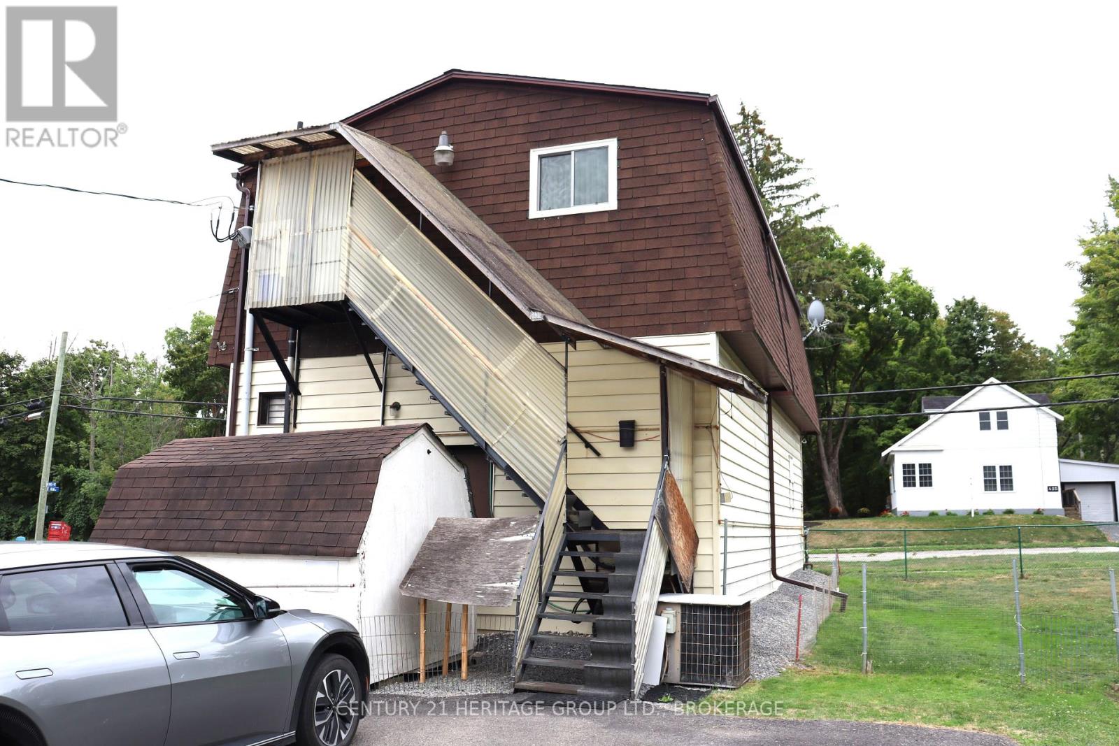 400 King Street W, Gananoque, Ontario  K7G 2G9 - Photo 33 - X12392309