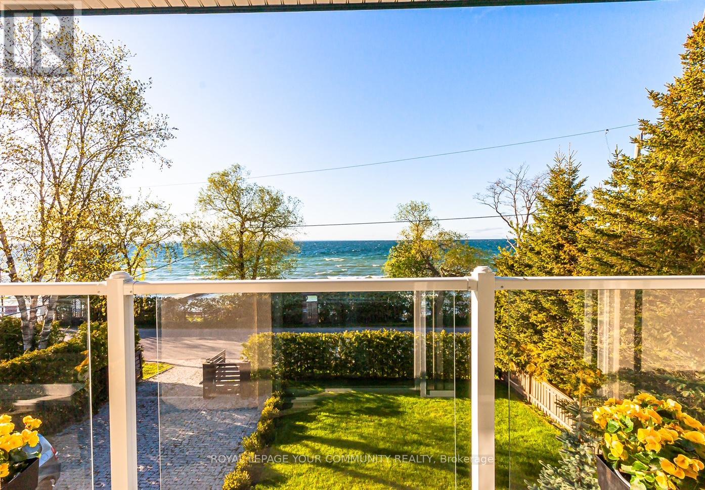 813 Lake Drive E, Georgina, Ontario  L0E 1L0 - Photo 2 - N12392265