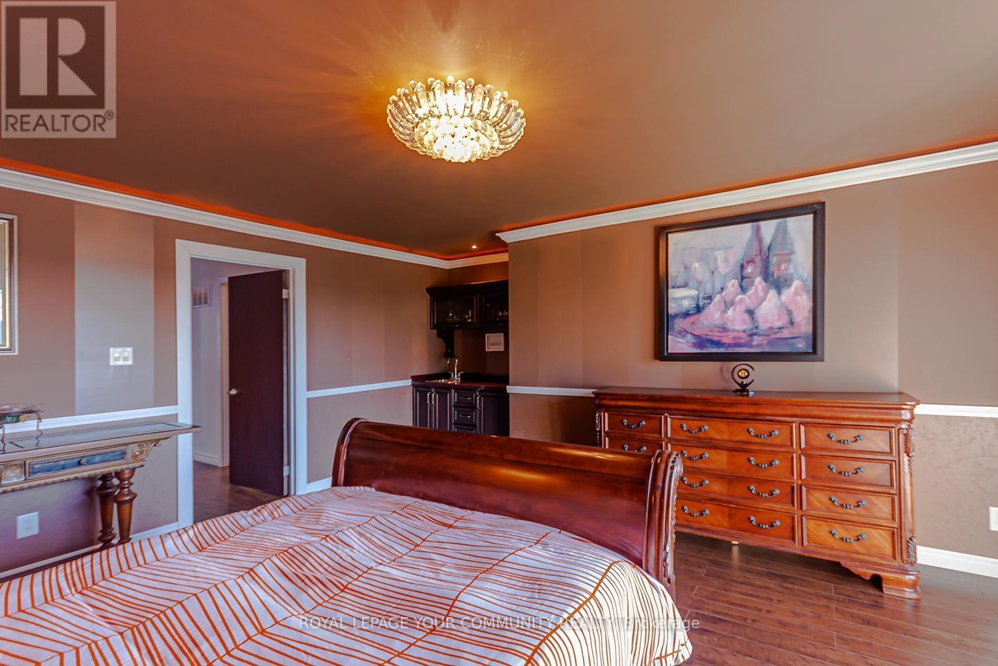 813 Lake Drive E, Georgina, Ontario  L0E 1L0 - Photo 20 - N12392265