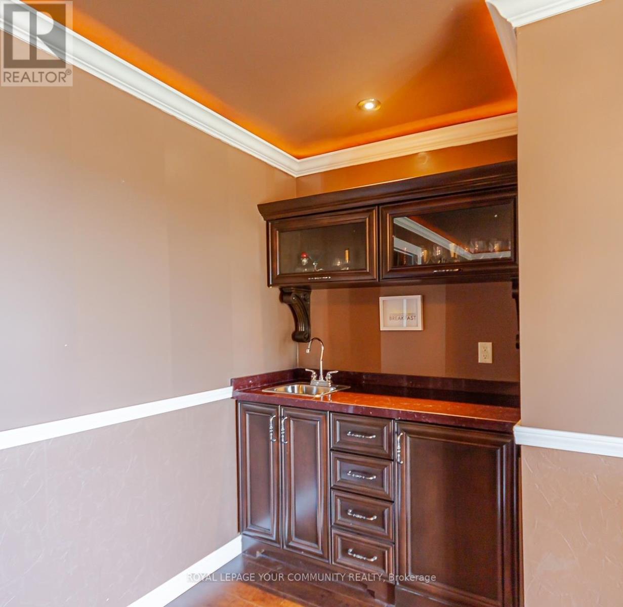 813 Lake Drive E, Georgina, Ontario  L0E 1L0 - Photo 21 - N12392265