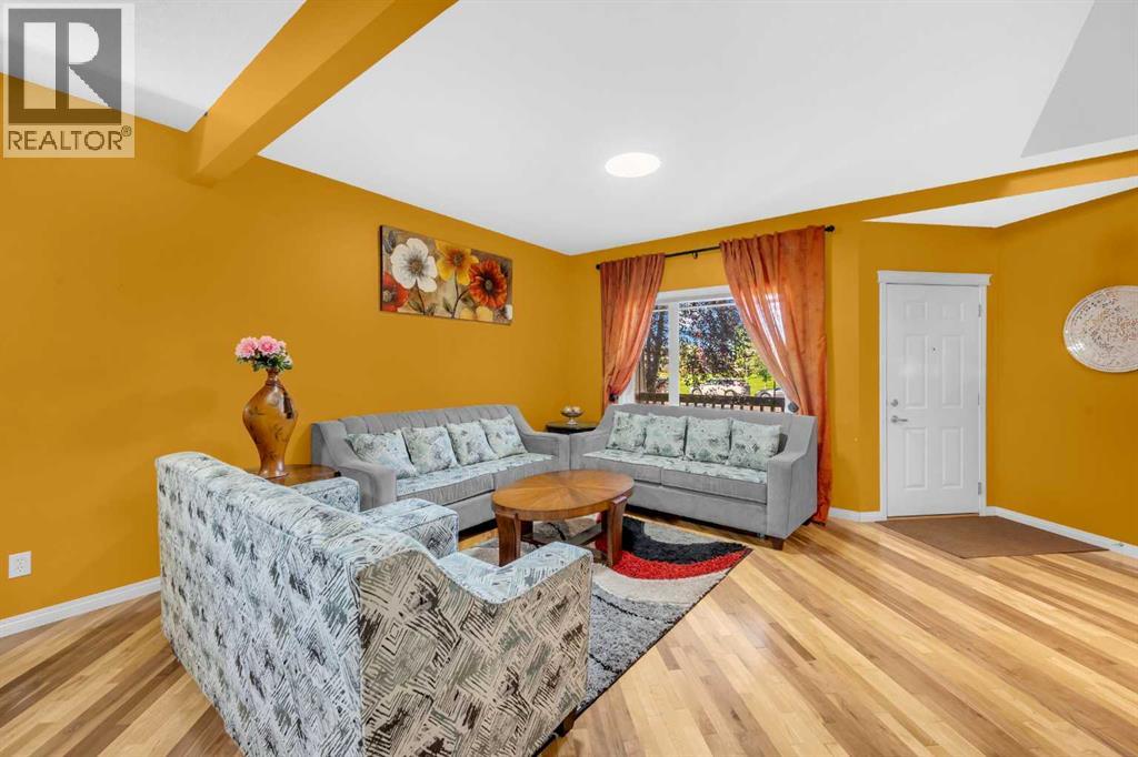 101 Springmere Road, Chestermere, Alberta  T1X 1R3 - Photo 5 - A2252329