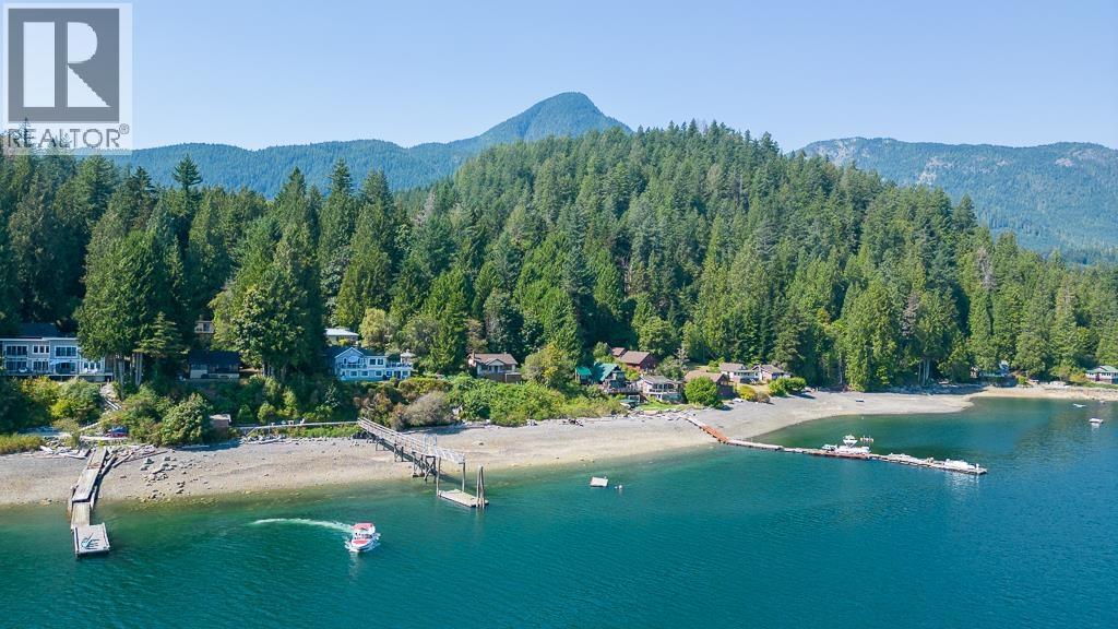 1980 Thornbrough Road, Gibsons, British Columbia  V0N 1V6 - Photo 5 - R2992020