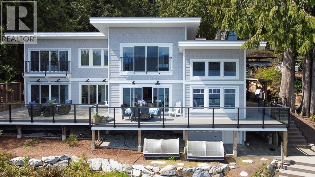 1980 Thornbrough Road, Gibsons, British Columbia  V0N 1V6 - Photo 2 - R2992020