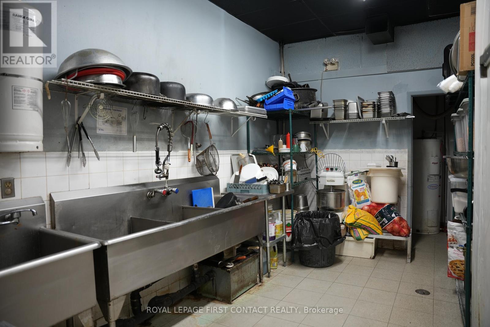 4 - 1179 Bayfield Street N, Springwater, Ontario  L9X 0N5 - Photo 10 - S12392241