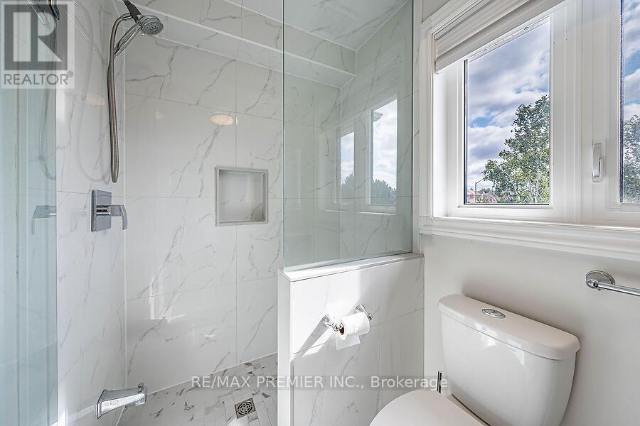 2 Grace Crescent, Barrie, Ontario  L4N 9S7 - Photo 29 - S12369124