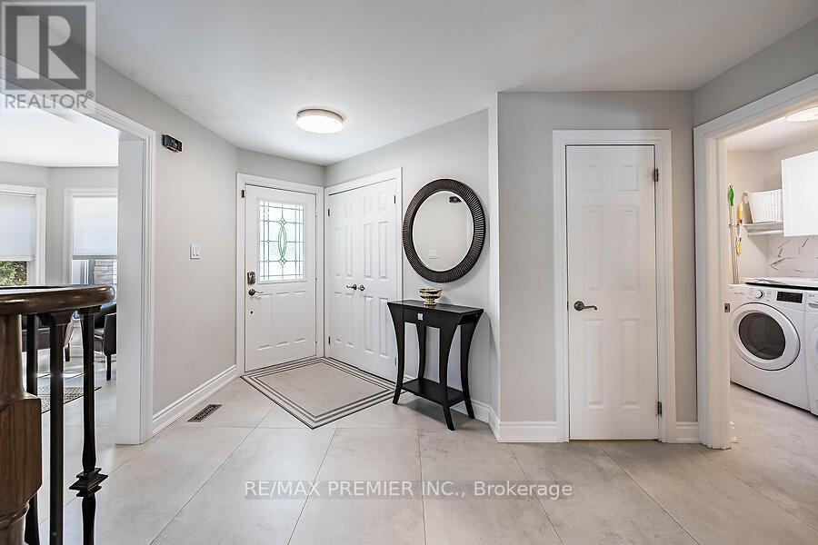 2 Grace Crescent, Barrie, Ontario  L4N 9S7 - Photo 17 - S12369124
