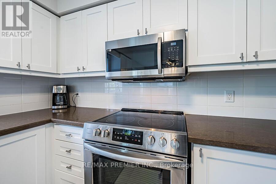 2 Grace Crescent, Barrie, Ontario  L4N 9S7 - Photo 15 - S12369124