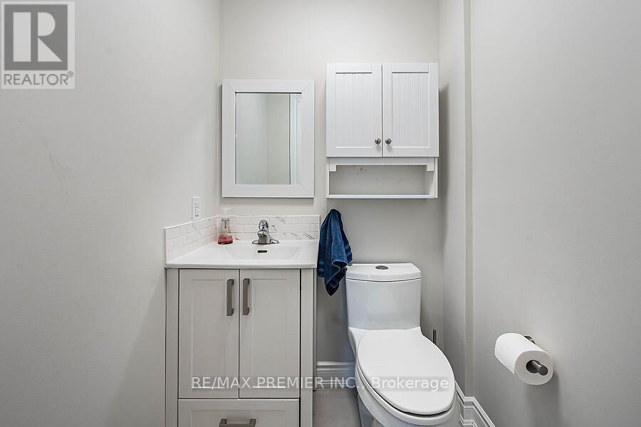 2 Grace Crescent, Barrie, Ontario  L4N 9S7 - Photo 18 - S12369124