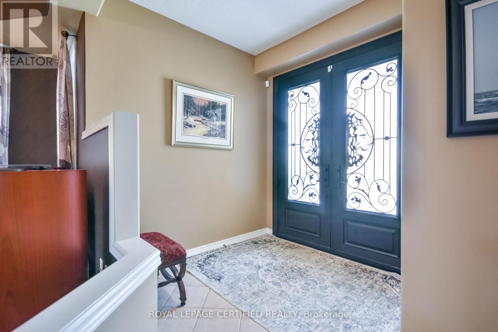 79 Sovereign's Gate, Barrie (Innis-Shore), Ontario  L4N 0Y9 - Photo 3 - S12392016