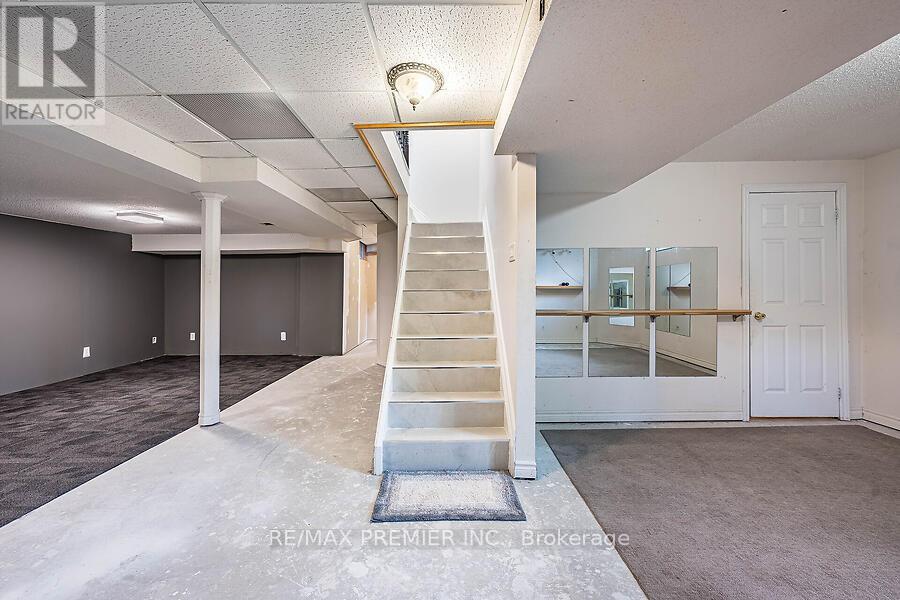 2 Grace Crescent, Barrie, Ontario  L4N 9S7 - Photo 31 - S12369124