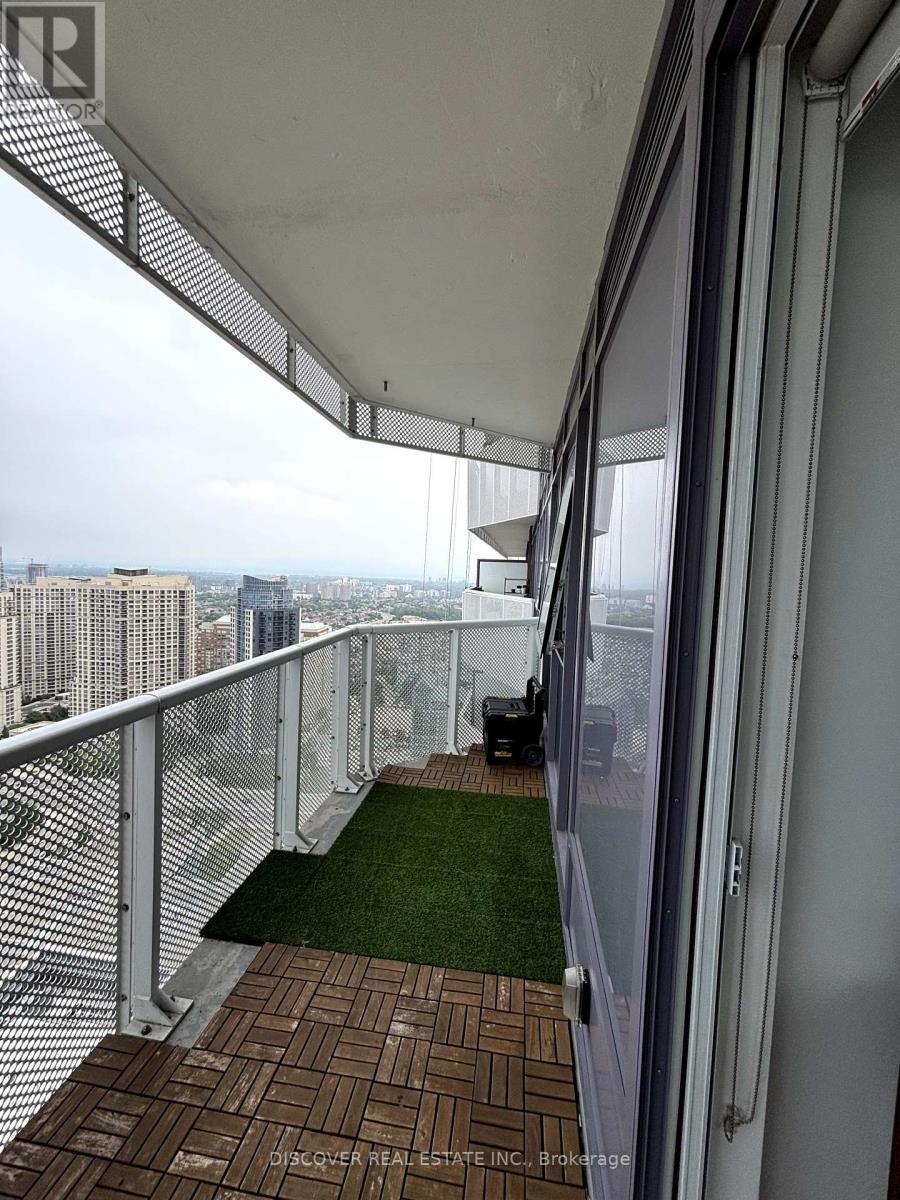 3704 - 4065 Confederation Parkway, Mississauga, Ontario  L5B 0L4 - Photo 18 - W12392170