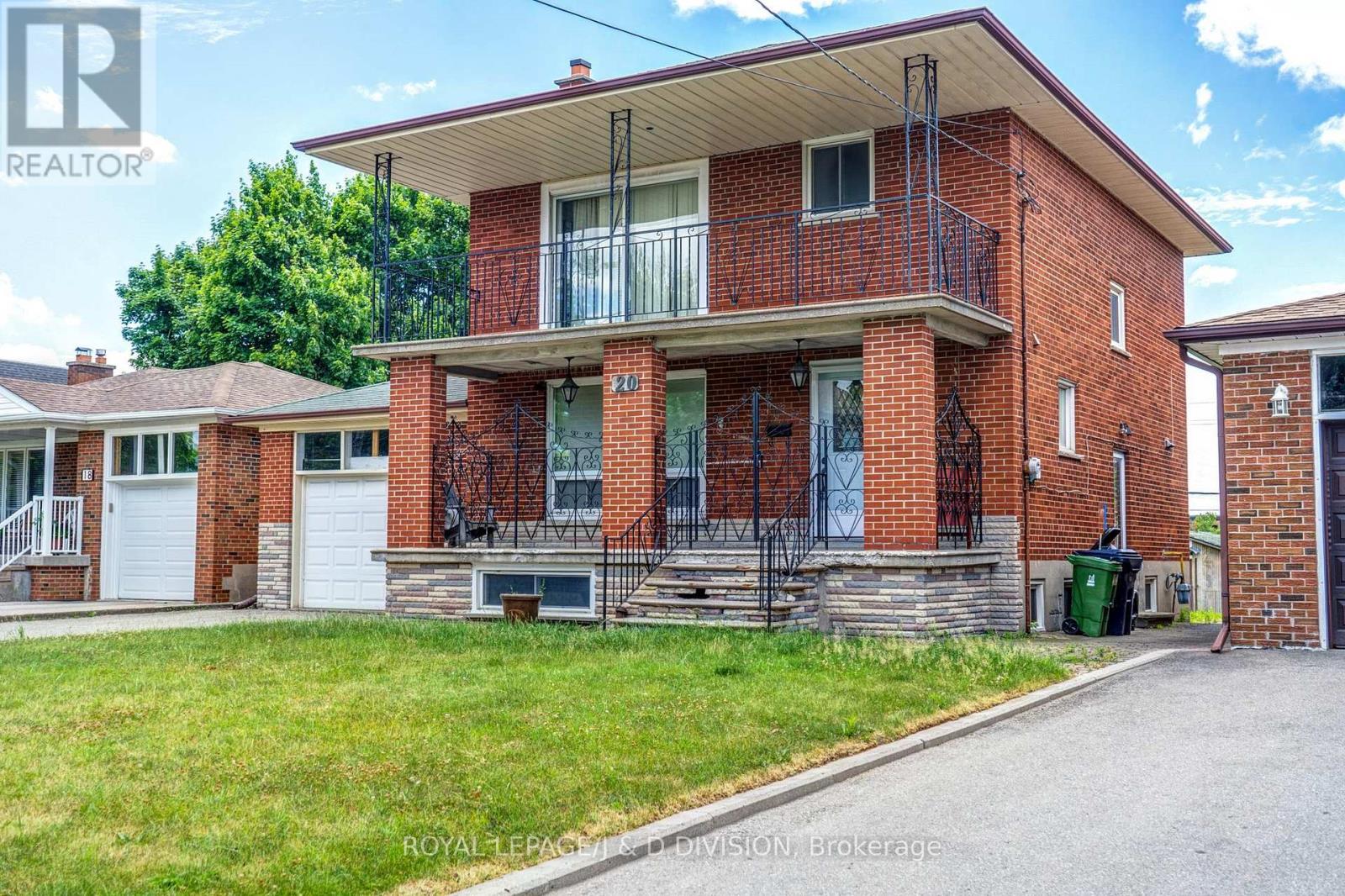 20 Macleod Street, Toronto (Maple Leaf), Ontario  M6L 2M6 - Photo 10 - W12392177