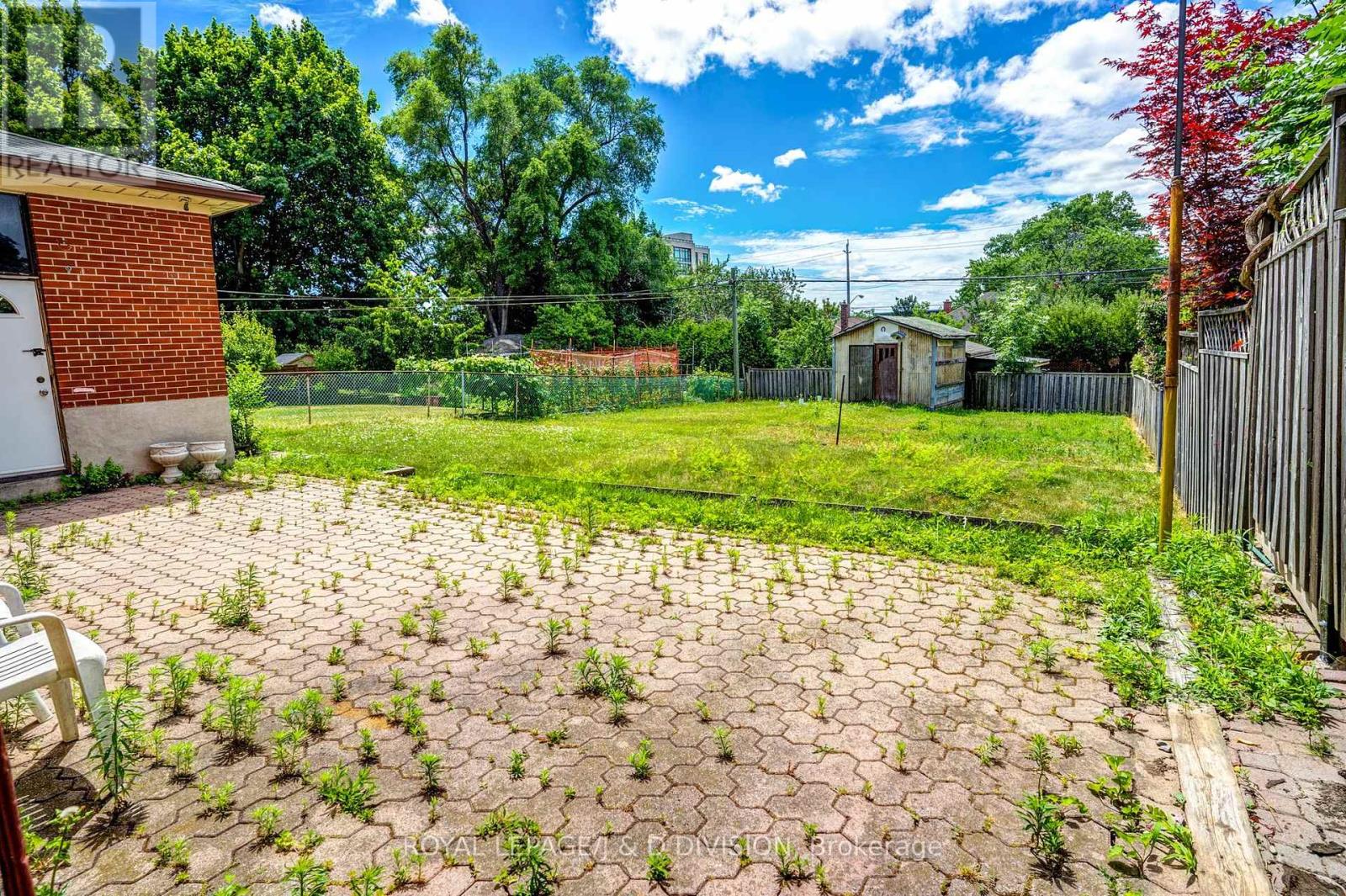 20 Macleod Street, Toronto (Maple Leaf), Ontario  M6L 2M6 - Photo 18 - W12392177