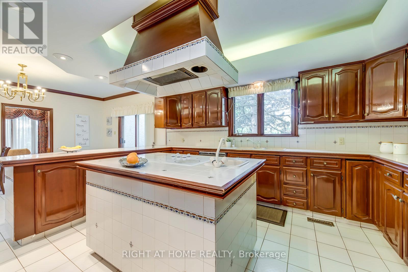 1 Farmer's Lane, Caledon (Bolton East), Ontario  L7E 3K1 - Photo 17 - W12392215