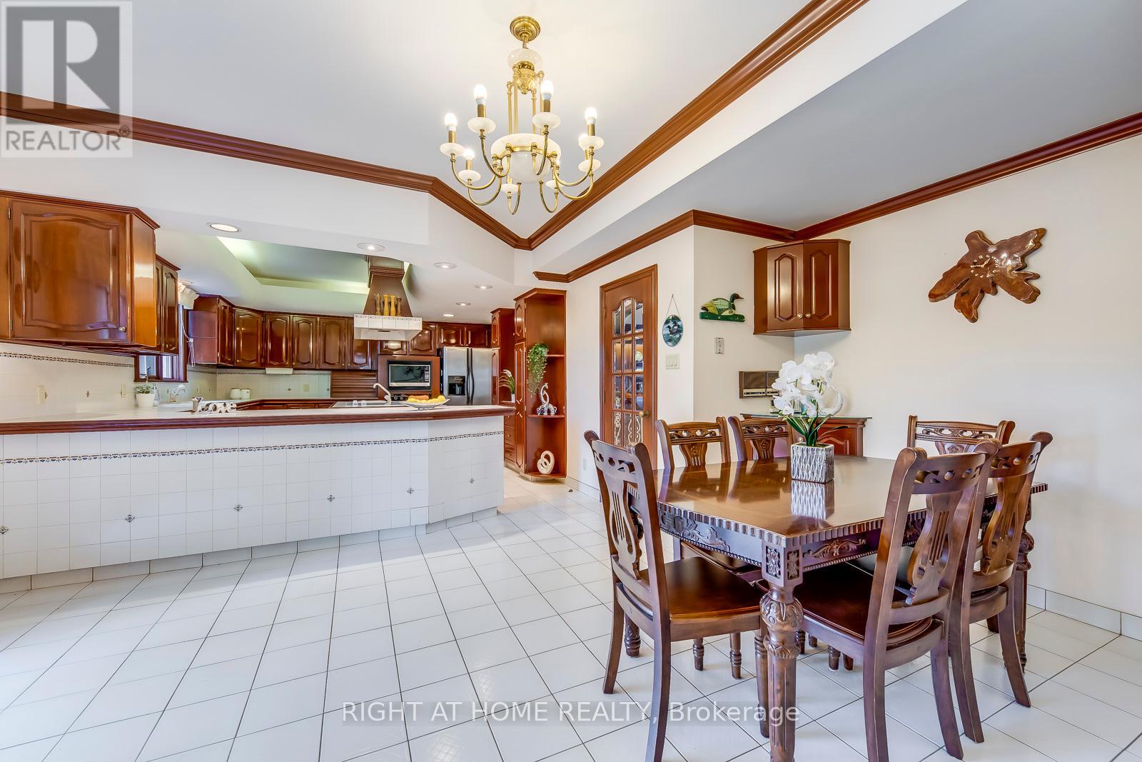 1 Farmer's Lane, Caledon (Bolton East), Ontario  L7E 3K1 - Photo 19 - W12392215