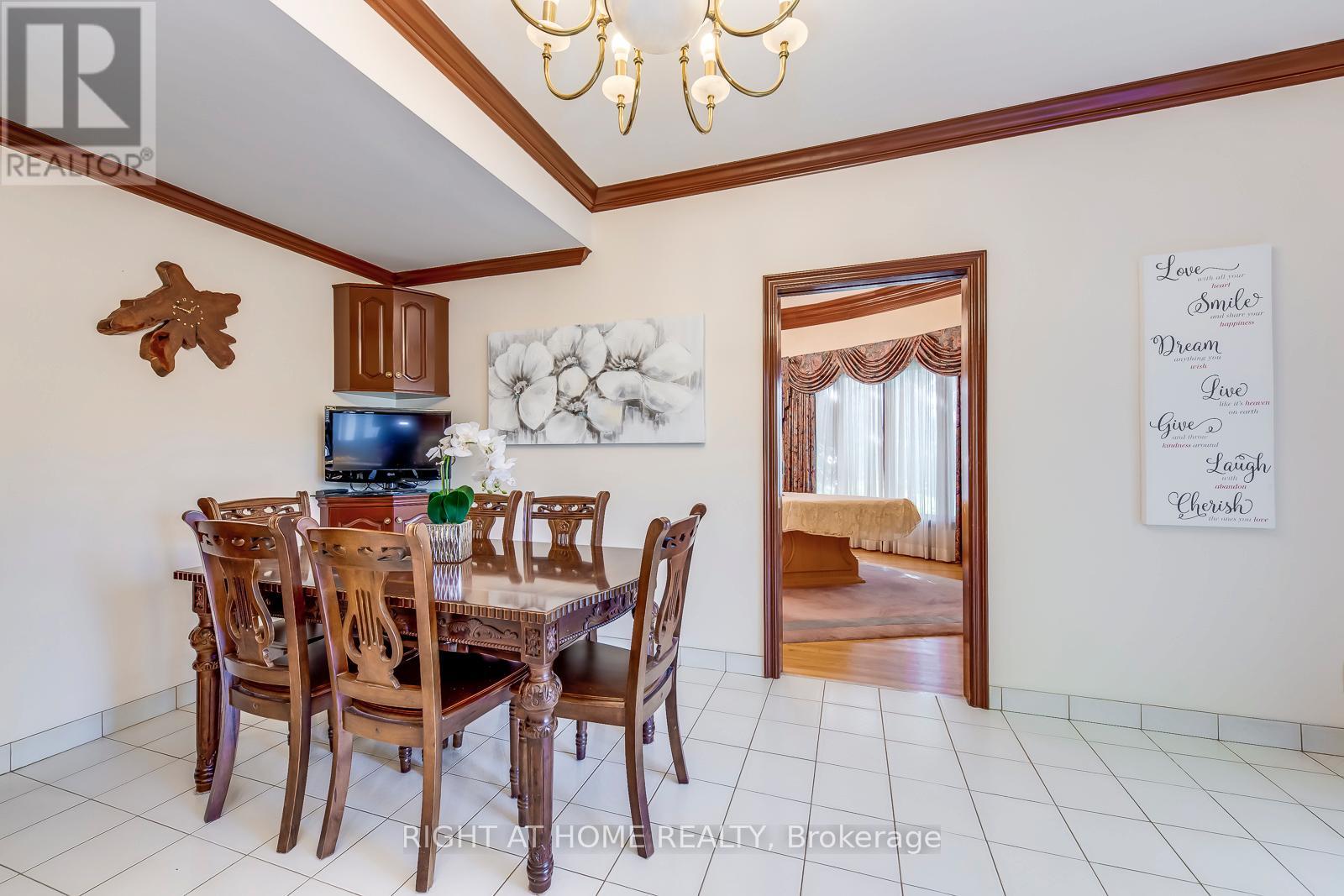 1 Farmer's Lane, Caledon (Bolton East), Ontario  L7E 3K1 - Photo 21 - W12392215