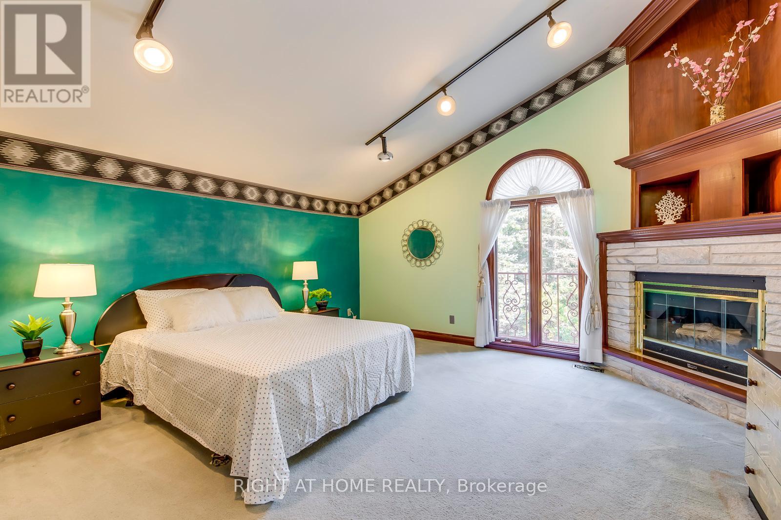 1 Farmer's Lane, Caledon (Bolton East), Ontario  L7E 3K1 - Photo 30 - W12392215