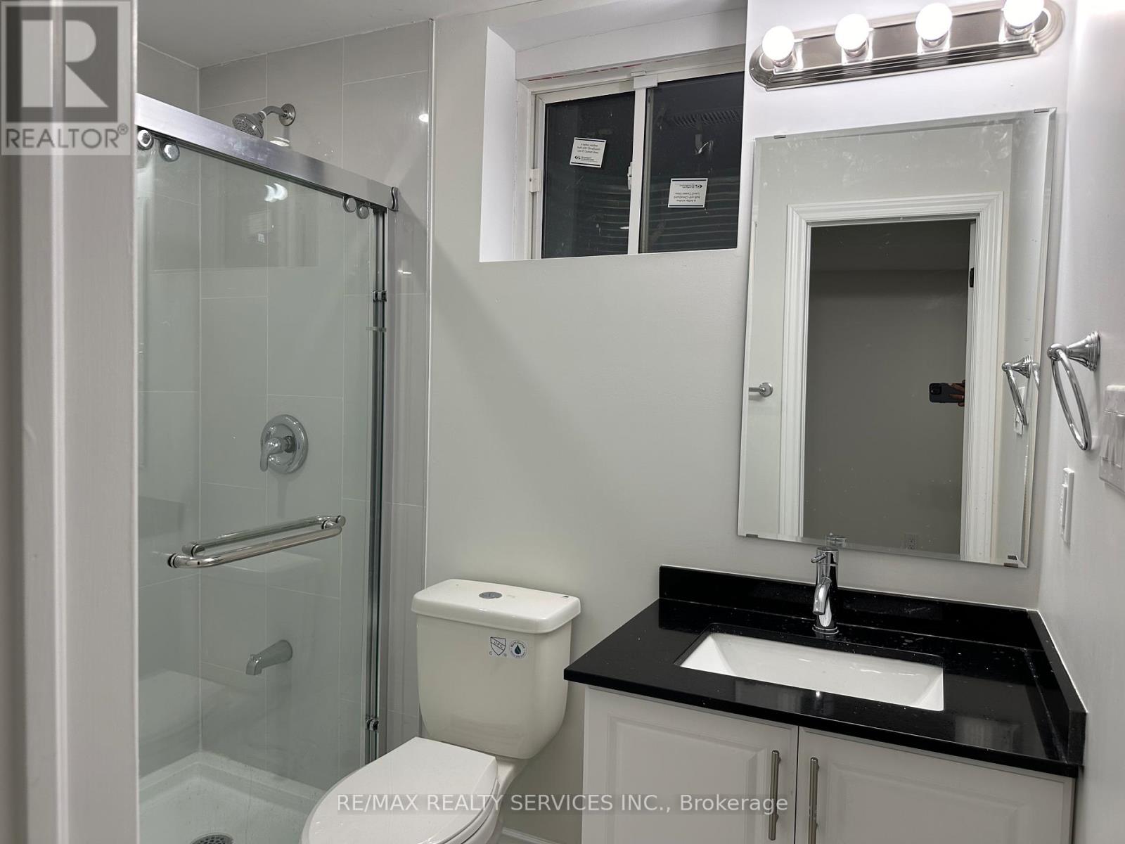 Basement - 27 Roulette Crescent, Brampton, Ontario  L7A 4R7 - Photo 10 - W12392231