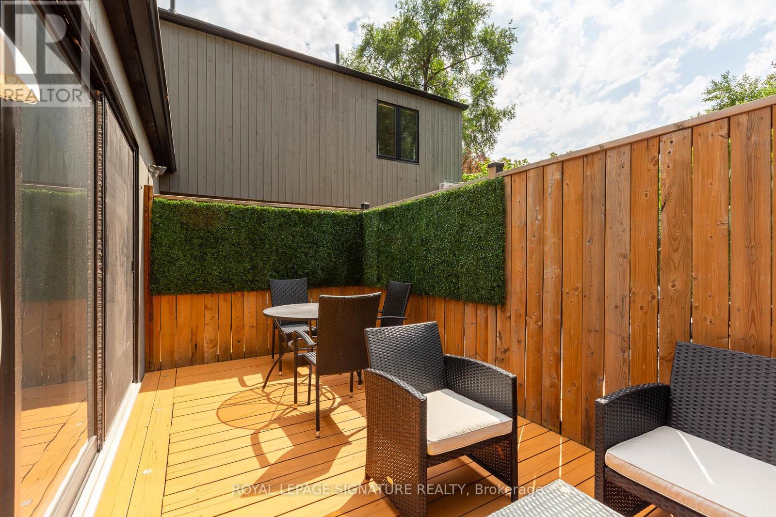 1969 Balsam Avenue, Mississauga, Ontario  L5J 1L3 - Photo 40 - W12392243
