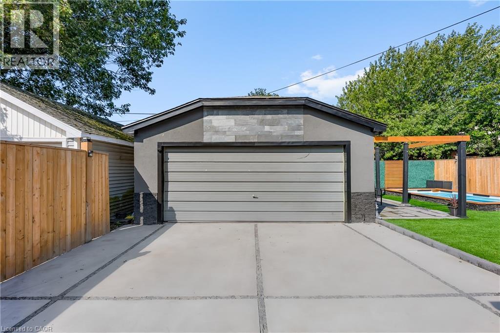 249 S Wallace Avenue S, Welland, Ontario  L3B 1R7 - Photo 6 - 40767305