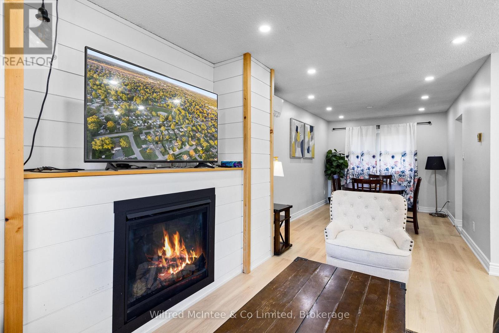 517 Wales Drive, Saugeen Shores, Ontario  N0H 2C1 - Photo 10 - X12392311