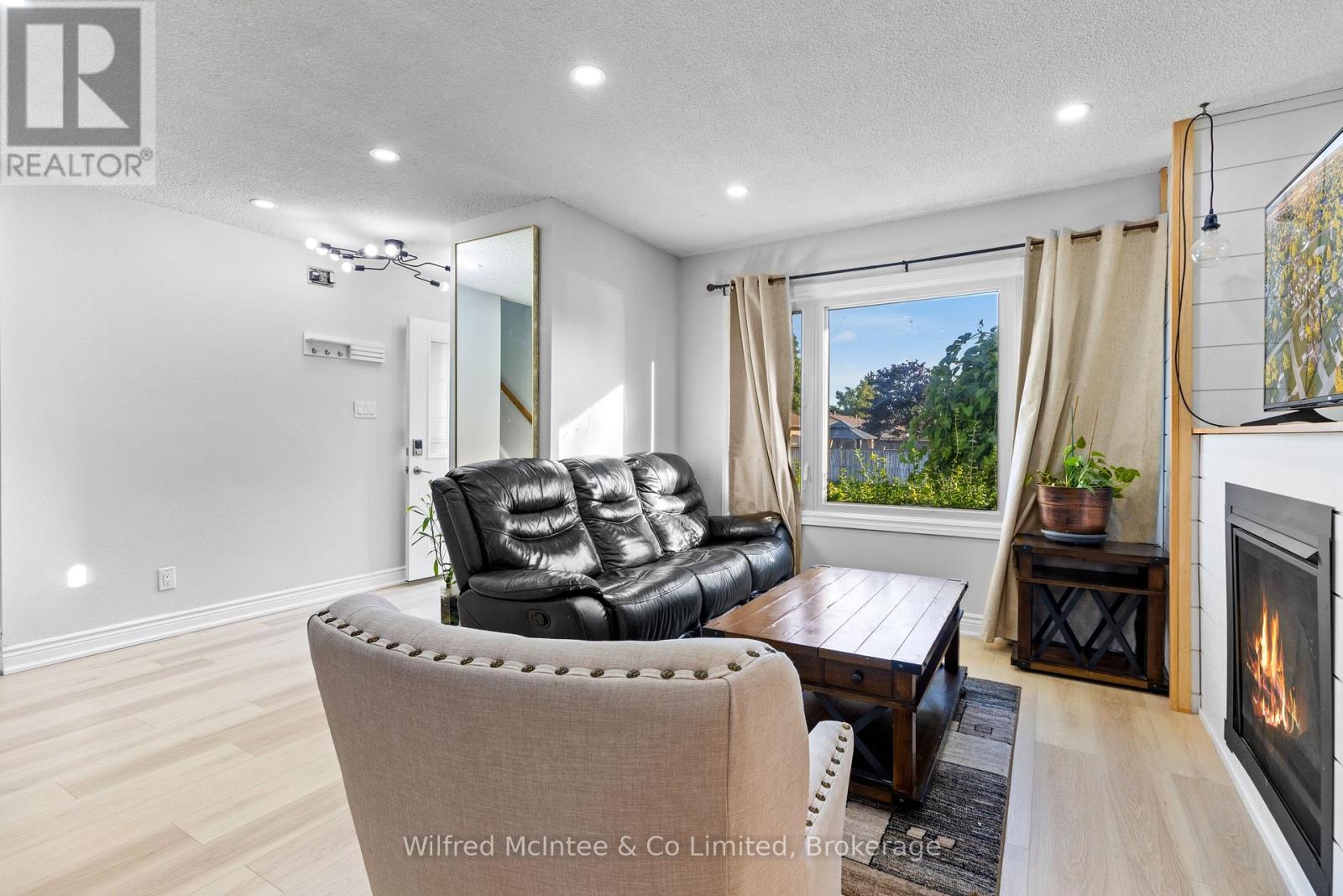 517 Wales Drive, Saugeen Shores, Ontario  N0H 2C1 - Photo 11 - X12392311