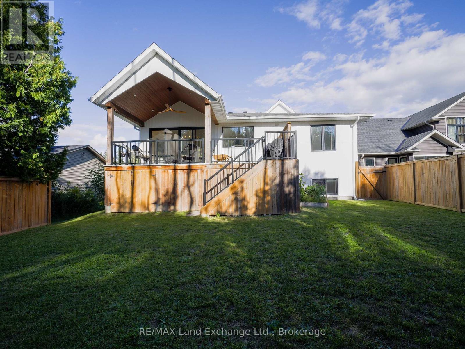 72 Ottawa Avenue, Saugeen Shores, Ontario  N0H 2L0 - Photo 35 - X12392358