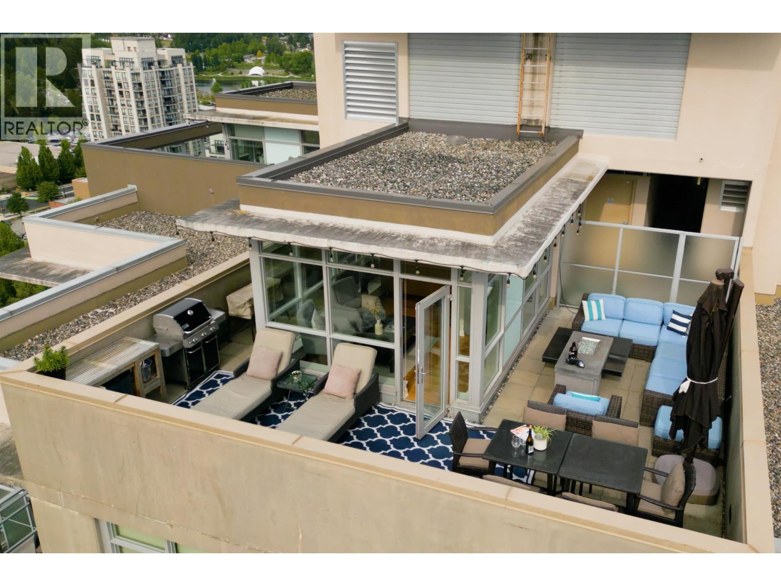 3401 2968 Glen Drive, Coquitlam, British Columbia  V3B 0C4 - Photo 25 - R3045644