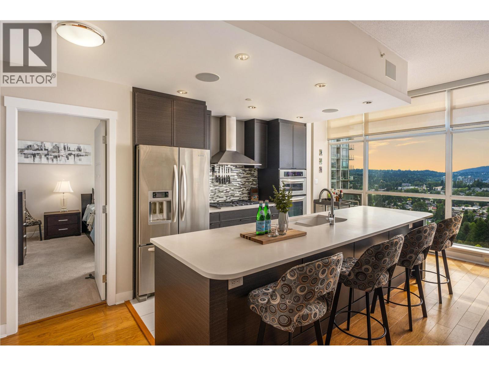 3401 2968 Glen Drive, Coquitlam, British Columbia  V3B 0C4 - Photo 6 - R3045644