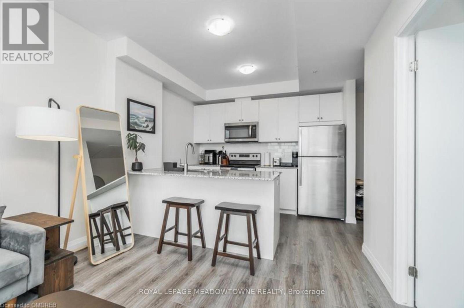 1206 - 60 Charles Street W, Kitchener, Ontario  N2G 0C9 - Photo 7 - X12392167