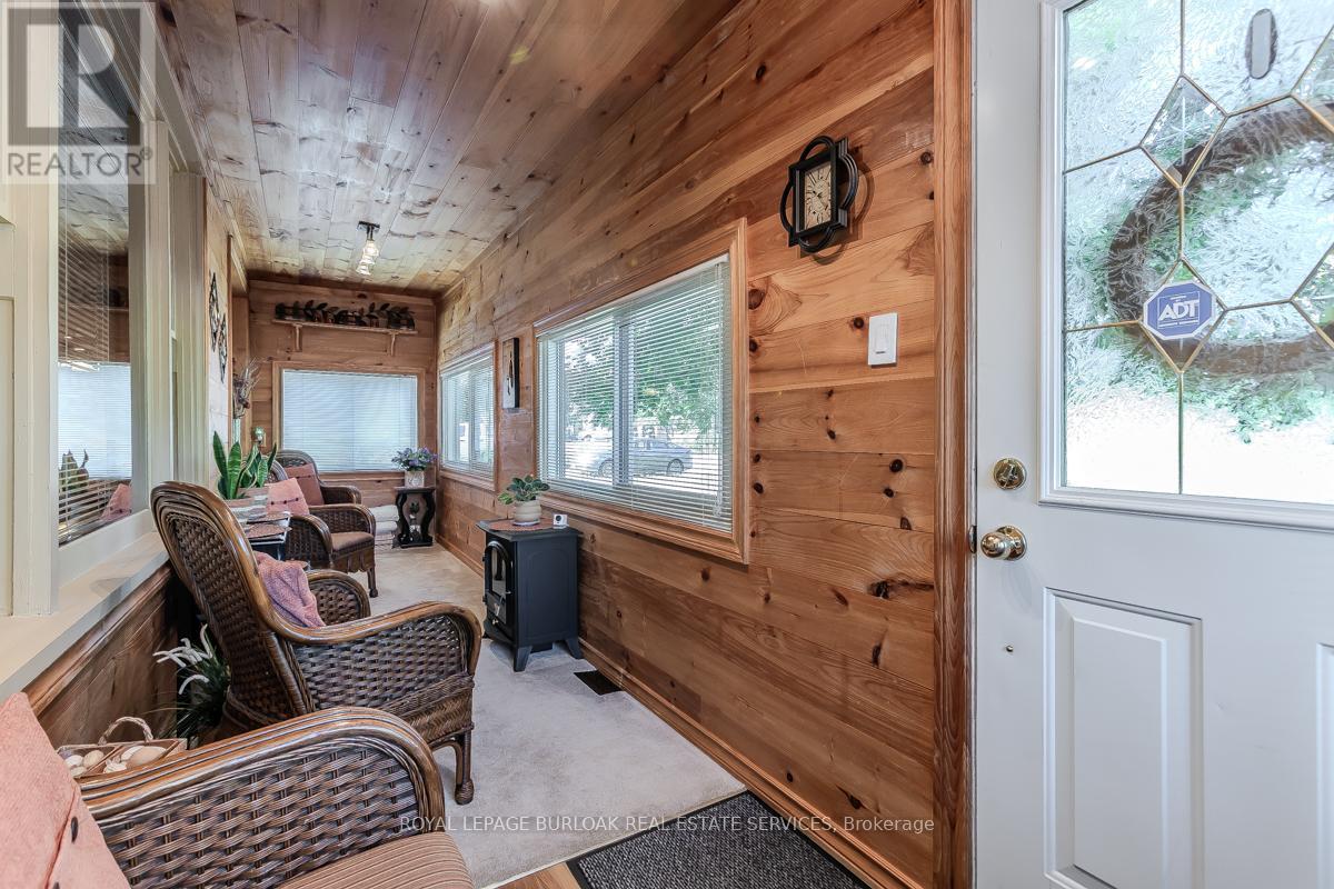 270 Jones Road, Hamilton (Fruitland), Ontario  L8E 5J5 - Photo 22 - X12392234