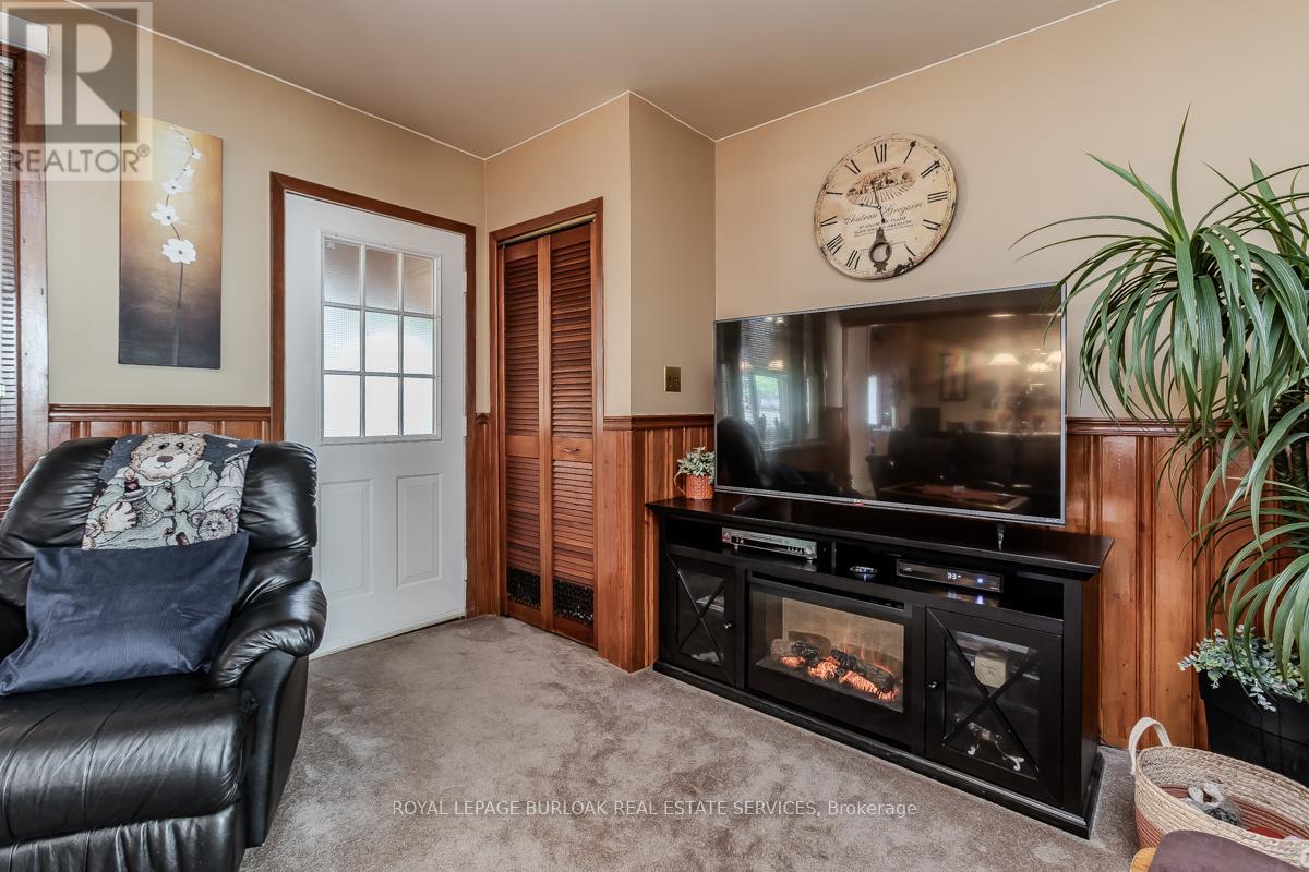 270 Jones Road, Hamilton (Fruitland), Ontario  L8E 5J5 - Photo 31 - X12392234