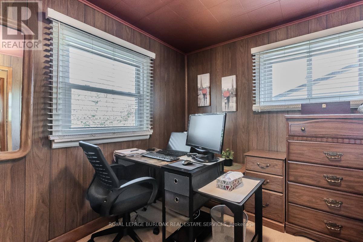 270 Jones Road, Hamilton (Fruitland), Ontario  L8E 5J5 - Photo 46 - X12392234