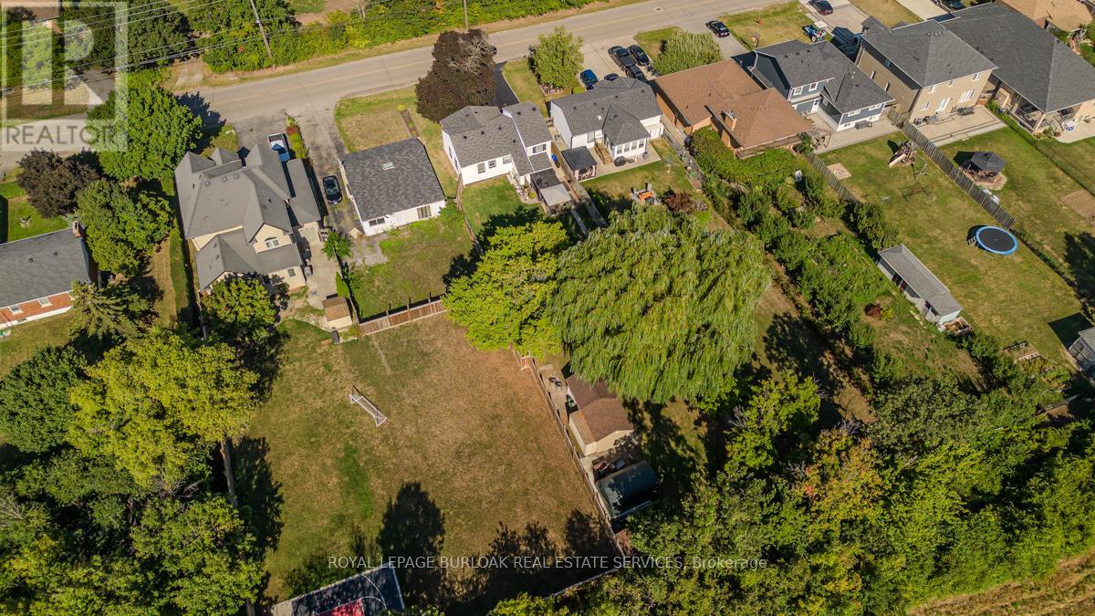 270 Jones Road, Hamilton (Fruitland), Ontario  L8E 5J5 - Photo 6 - X12392234