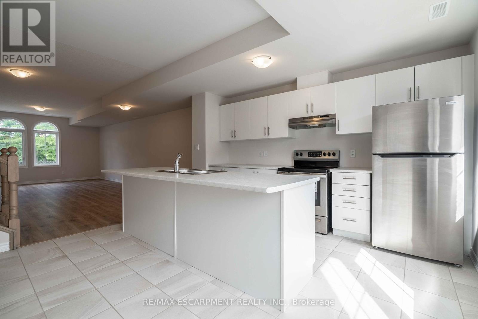 7 - 677 Park Road, Brantford, Ontario  N3R 0A2 - Photo 12 - X12392268